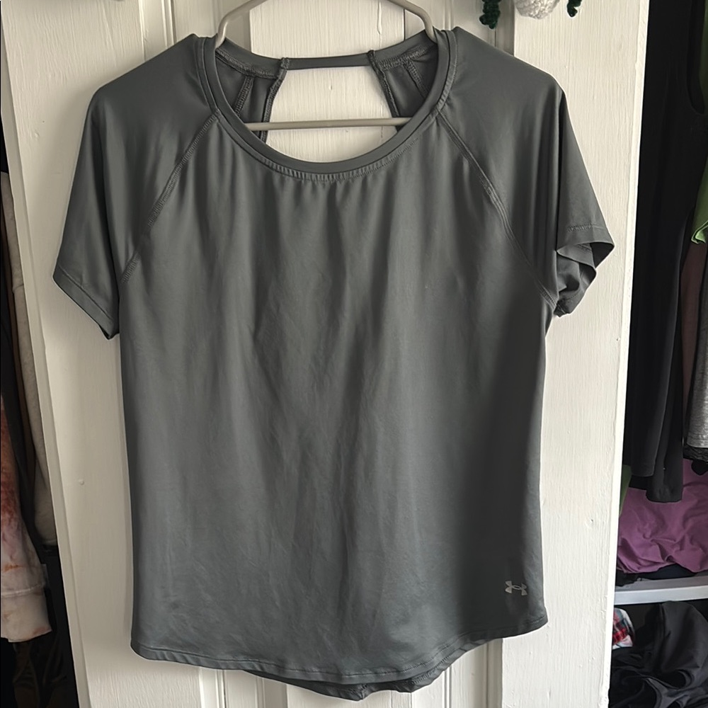 Under Armour Women's Gray Top